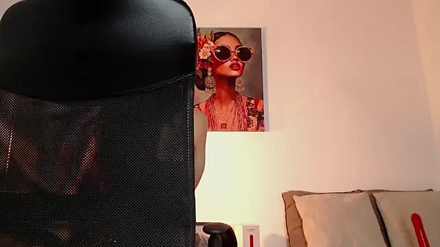 madisex s online show from February 2026 01:15:01 PM