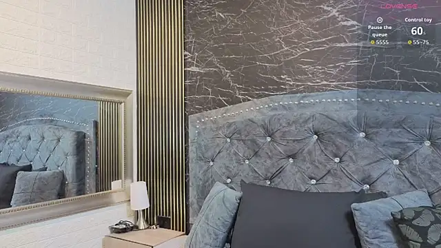 charlotte  G online show from March 2026 11:21:01 AM