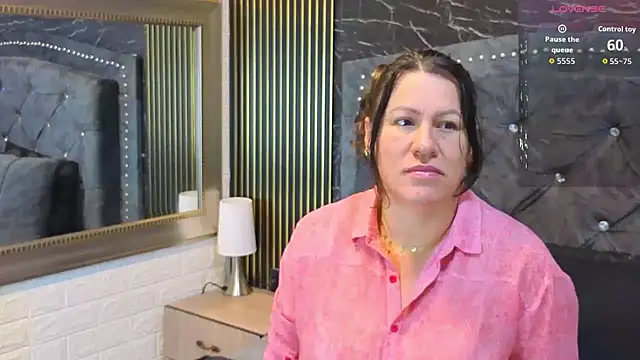 charlotte  G online show from April 2026 11:03:02 AM