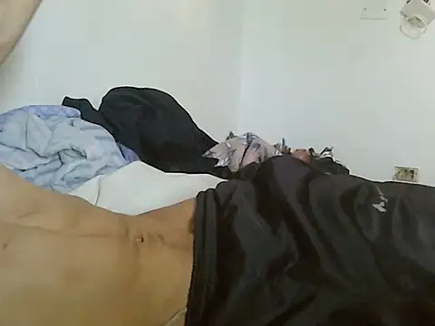 Snapshot of Moreno_maduro chatting on September 2025 10:27:01 AM Moreno maduro online show from September 2025 10:27:01 AM