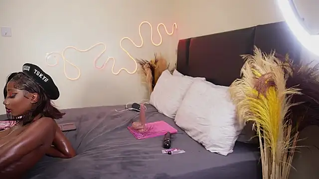  Watuluv  online show from January 2025 08:52:02 PM