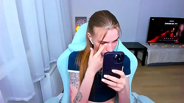 Snapshot of StellaLawless chatting on January 2025 07:20:01 PM StellaLawless online show from January 2025 07:20:01 PM