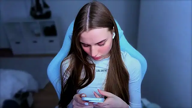 StellaLawless online show from October 2025 02:16:01 PM