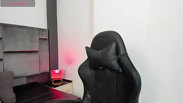 MarilynSmIith online show from February 2026 12:52:02 PM