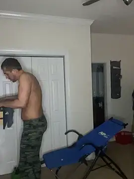 Snapshot of TheOnlyTwinTowers chatting on February 2025 08:07:01 AM TheOnlyTwinTowers online show from February 2025 08:07:01 AM