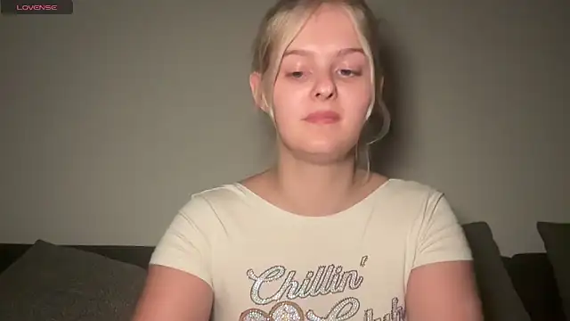 Allylove03 online show from November 2025 02:23:01 AM