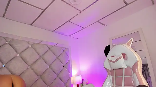 alessiaferry online show from January 2026 05:40:01 PM