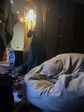 pervy devil online show from April 2026 09:38:01 PM