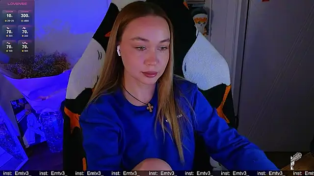 Emili1- online show from January 2026 12:21:01 PM