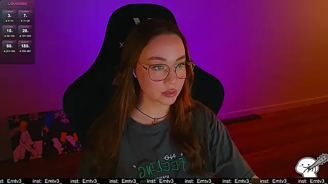 Snapshot of Emili1- chatting on May 2026 09:39:01 AM Emili1- online show from May 2026 09:39:01 AM
