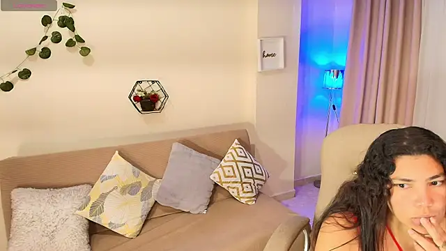 amelyaDreams online show from February 2025 07:20:02 PM