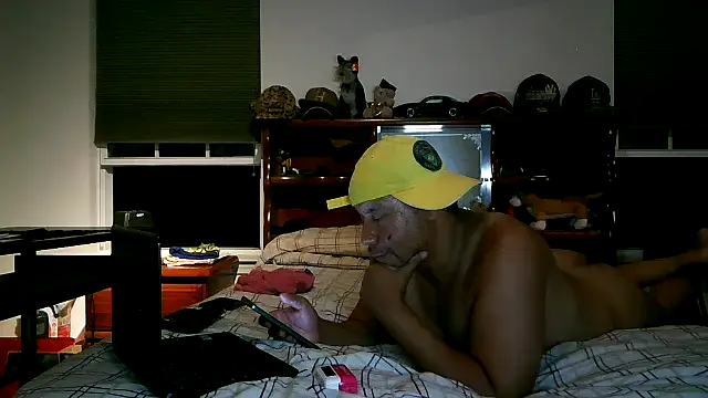 Snapshot of pimpdaddy4ever chatting on June 2026 05:52:01 AM pimpdaddy4ever online show from June 2026 05:52:01 AM