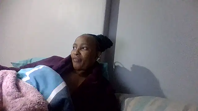 BabeAssXX online show from October 2025 07:43:01 PM