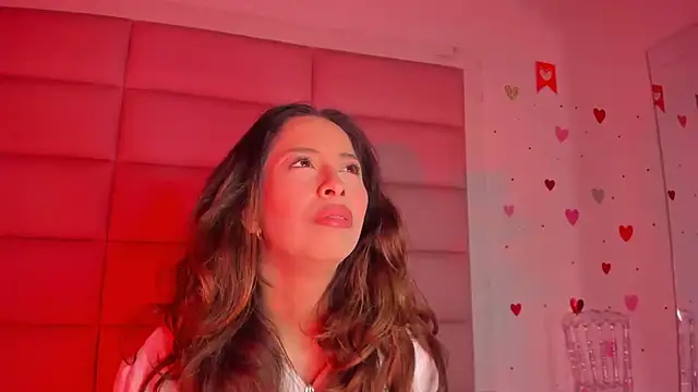 little-Emma online show from October 2025 12:11:01 AM