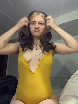 emilysue1 online show from April 2026 09:54:01 AM