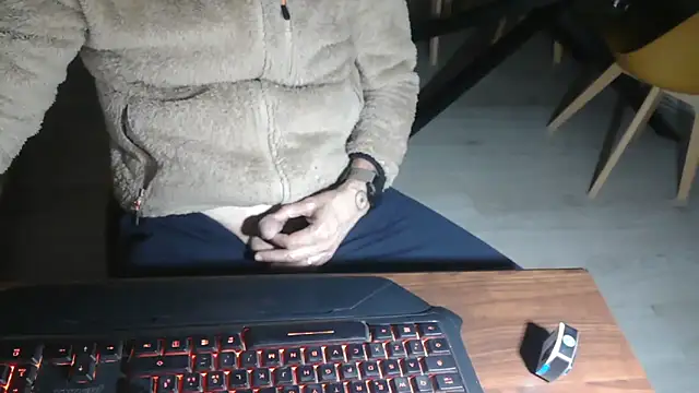 Adri gard online show from March 2026 09:55:01 PM