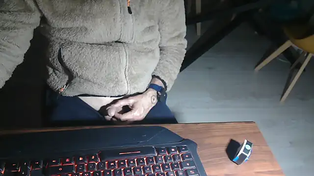 Adri gard online show from March 2026 09:30:01 PM