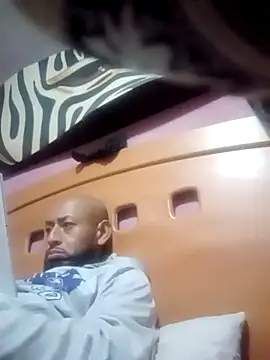 pineda1689 online show from December 2024 04:38:01 PM