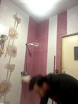 Snapshot of Jobay-zine chatting on November 2025 03:33:02 PM Jobay-zine online show from November 2025 03:33:02 PM