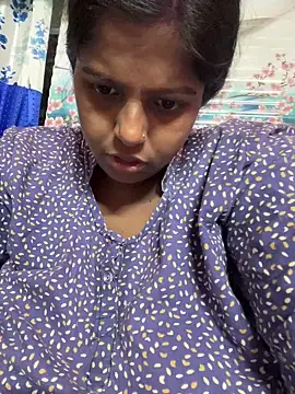 Beauty-queen online show from April 2026 01:27:01 PM