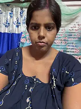 Snapshot of Beauty-queen chatting on July 2026 02:03:01 PM Beauty-queen online show from July 2026 02:03:01 PM
