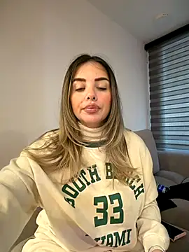 Alirawrz online show from November 2025 08:29:01 PM