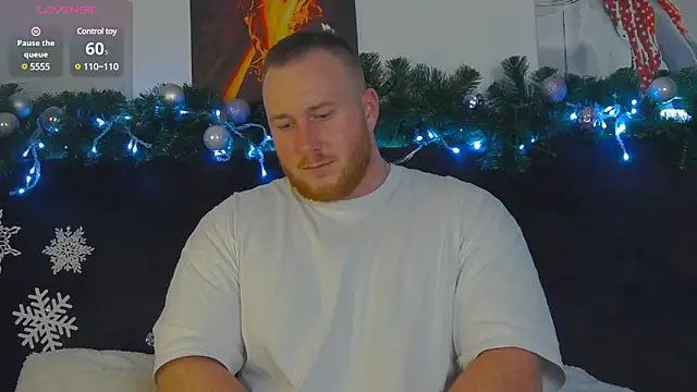 Snapshot of RoddyStill chatting on December 2024 05:32:02 PM RoddyStill online show from December 2024 05:32:02 PM