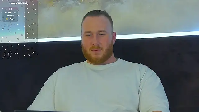 Snapshot of RoddyStill chatting on January 2025 02:41:01 PM RoddyStill online show from January 2025 02:41:01 PM