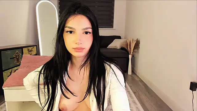 eriona online show from June 2026 12:43:02 AM
