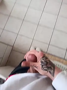 YoungDick25 online show from March 2026 04:46:02 PM