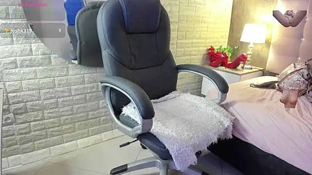 sussy  stone online show from July 2026 12:14:01 PM