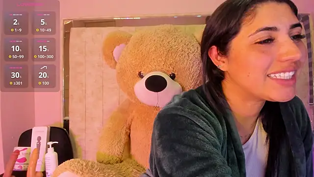 Danna 777  online show from October 2025 11:27:02 PM