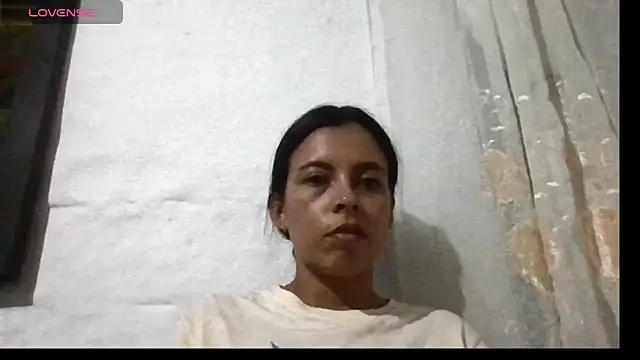 Snapshot of stefany_sexxx chatting on February 2025 12:49:02 AM stefany sexxx online show from February 2025 12:49:02 AM