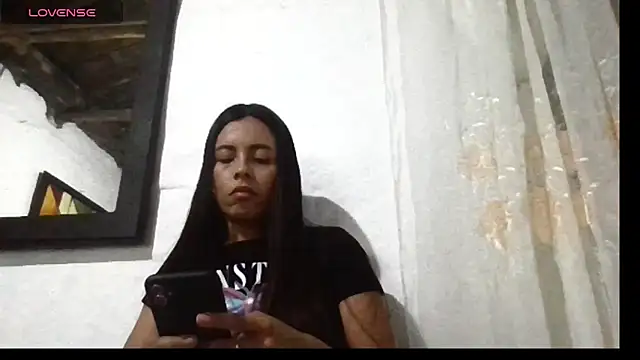 Snapshot of stefany_sexxx chatting on February 2025 10:32:01 PM stefany sexxx online show from February 2025 10:32:01 PM