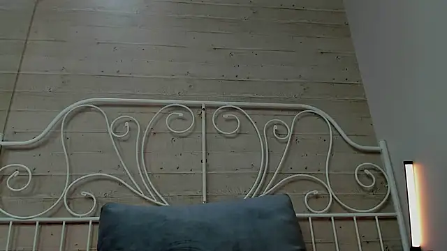 Whitney Svonn online show from February 2025 07:14:01 PM