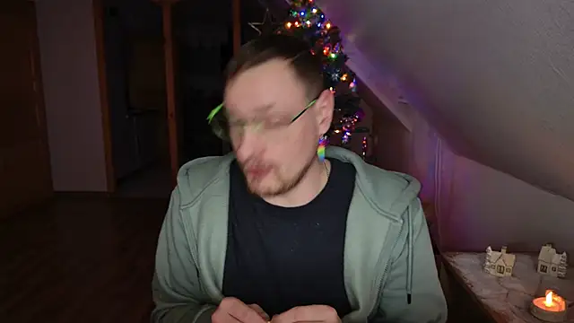 Snapshot of Relsxboy chatting on December 2024 05:05:02 PM Relsxboy online show from December 2024 05:05:02 PM