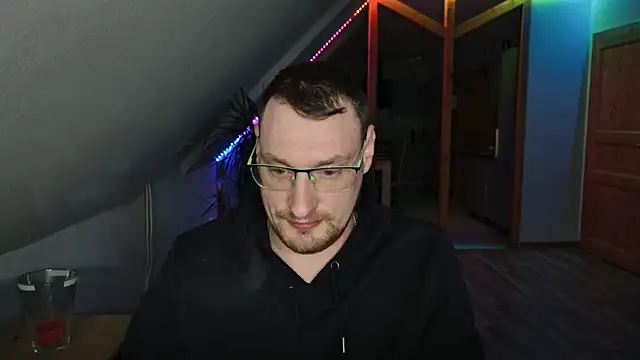 Snapshot of Relsxboy chatting on February 2025 05:30:02 PM Relsxboy online show from February 2025 05:30:02 PM