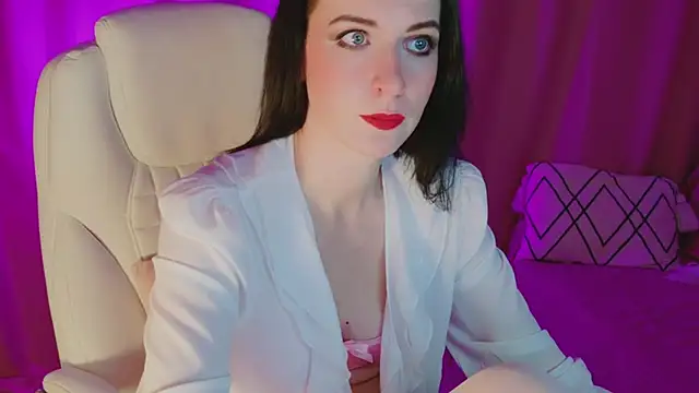 AndreaAshton online show from September 2025 04:34:01 PM