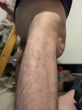 Snapshot of TweakyDude chatting on February 2026 08:27:02 AM TweakyDude online show from February 2026 08:27:02 AM