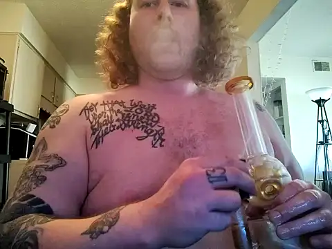 Snapshot of Barrentine88 chatting on February 2025 04:31:01 PM Barrentine88 online show from February 2025 04:31:01 PM