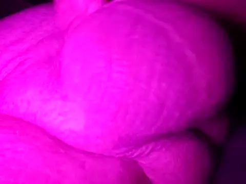 Snapshot of Barrentine88 chatting on February 2025 07:44:01 AM Barrentine88 online show from February 2025 07:44:01 AM