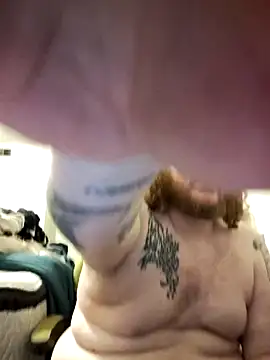 Snapshot of Barrentine88 chatting on January 2026 03:21:01 AM Barrentine88 online show from January 2026 03:21:01 AM