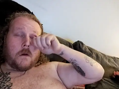 Snapshot of Barrentine88 chatting on April 2026 08:51:01 AM Barrentine88 online show from April 2026 08:51:01 AM