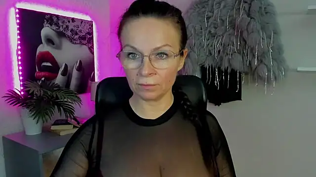 HelenLuxx online show from March 2025 06:38:02 AM