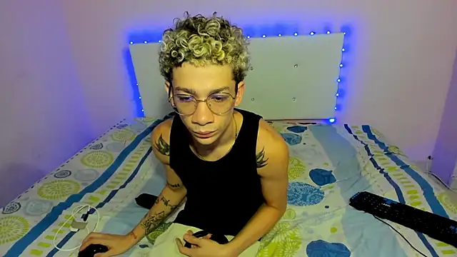 mateodeamjo online show from October 2025 09:22:01 AM