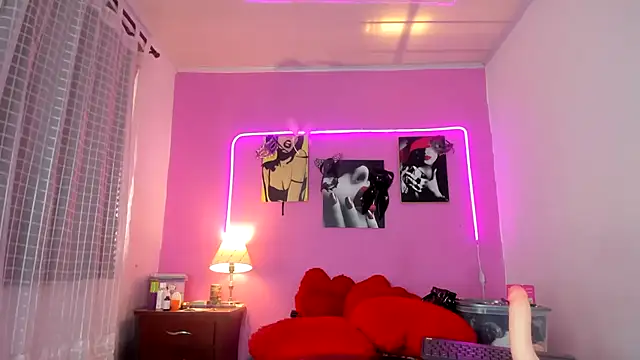 Niki Fox111 online show from March 2025 07:15:02 PM