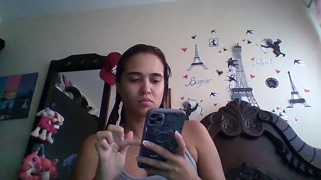 trianabell online show from October 2025 04:51:01 PM