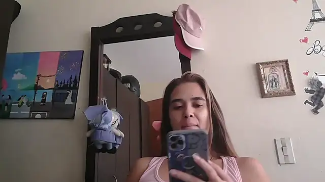 trianabell online show from May 2026 05:09:01 PM