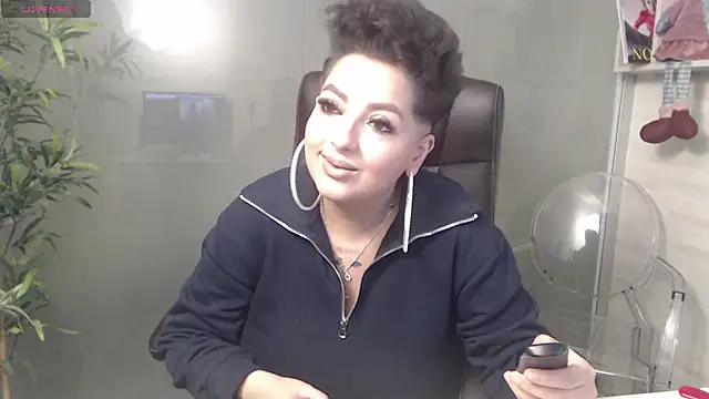 BustyAllyy online show from December 2024 11:48:01 PM
