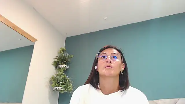 SharisWillian online show from December 2025 03:49:02 AM